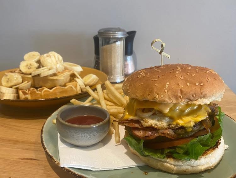 pulled pork burger bright