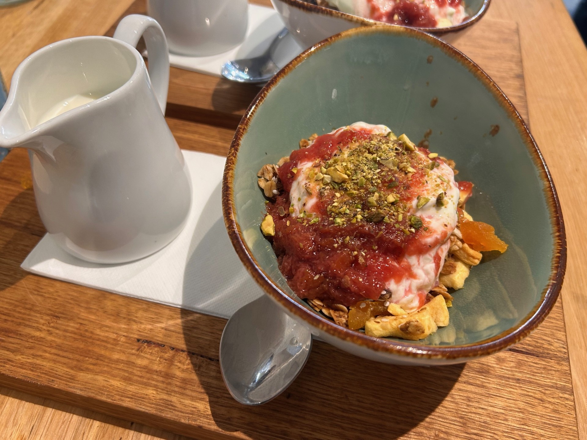 muesli cafe breakfast bright